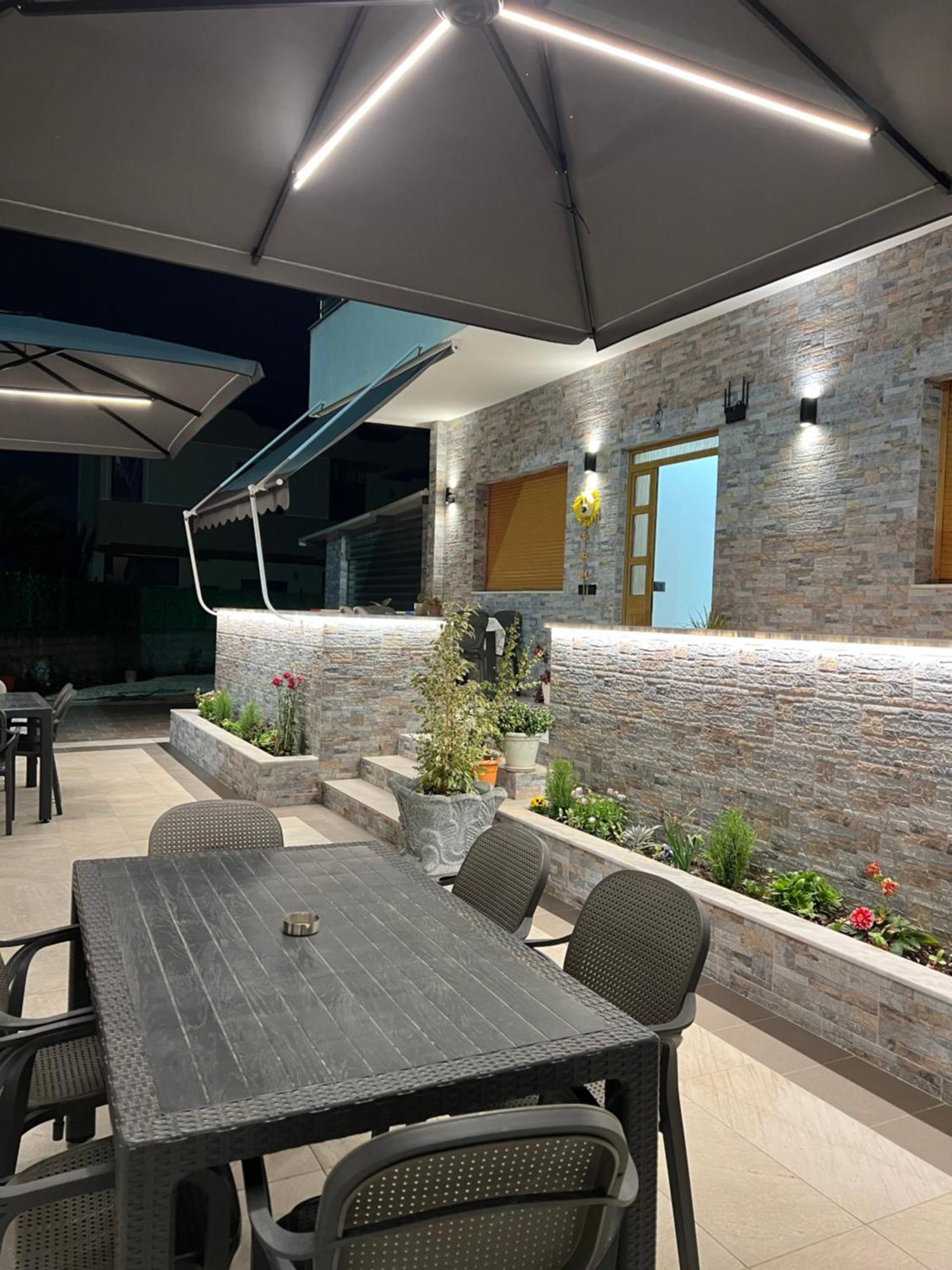 Vila Eljus Durrës 外观 照片