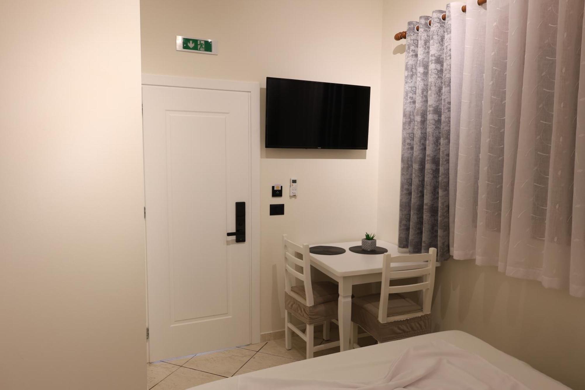 Vila Eljus Durrës 外观 照片