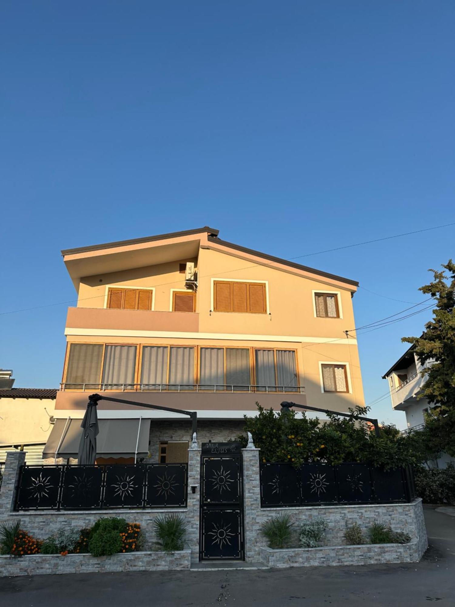 Vila Eljus Durrës 外观 照片